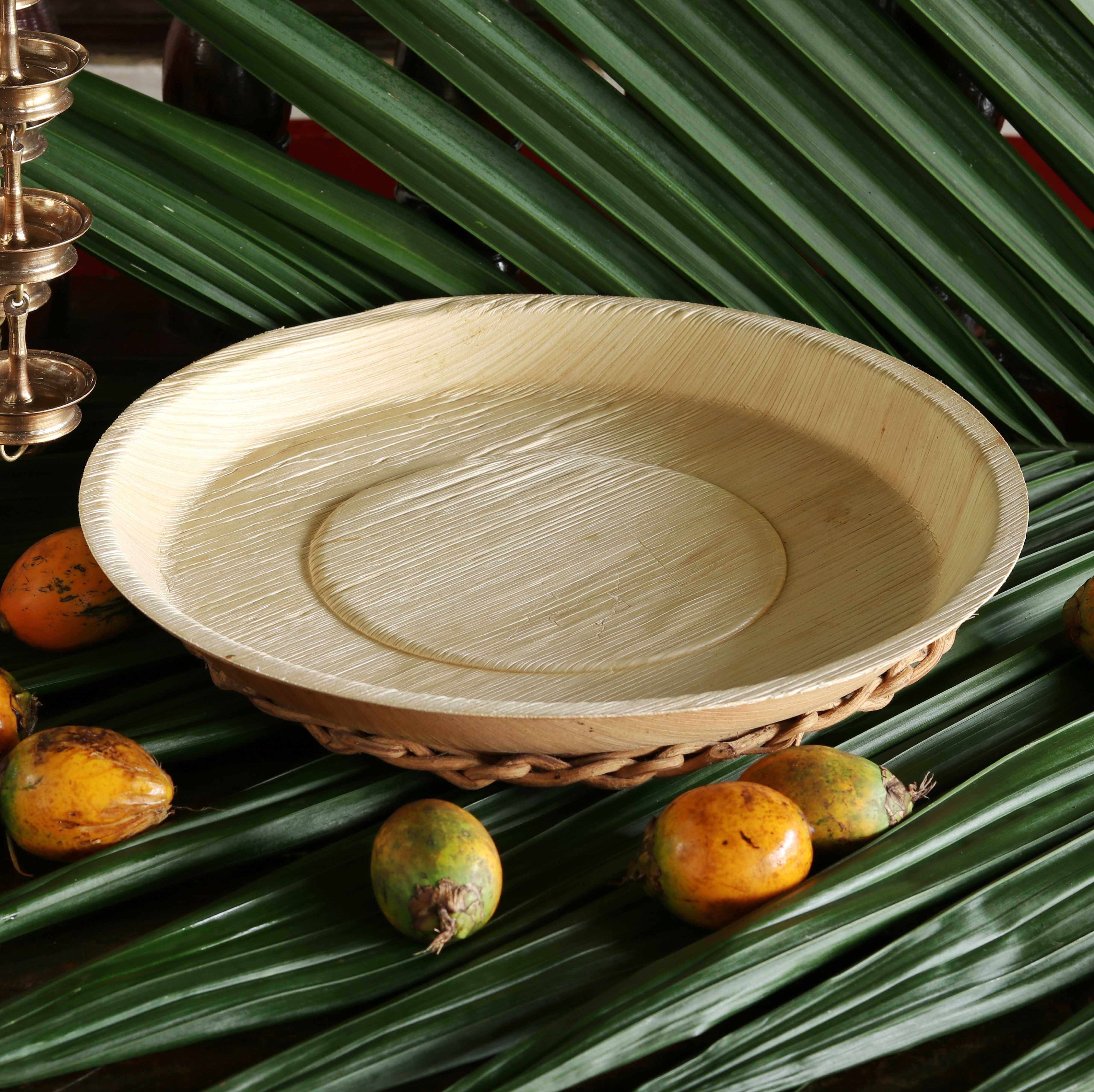 areca palm leaf plate Areca palm leaf plate - 12 inch round